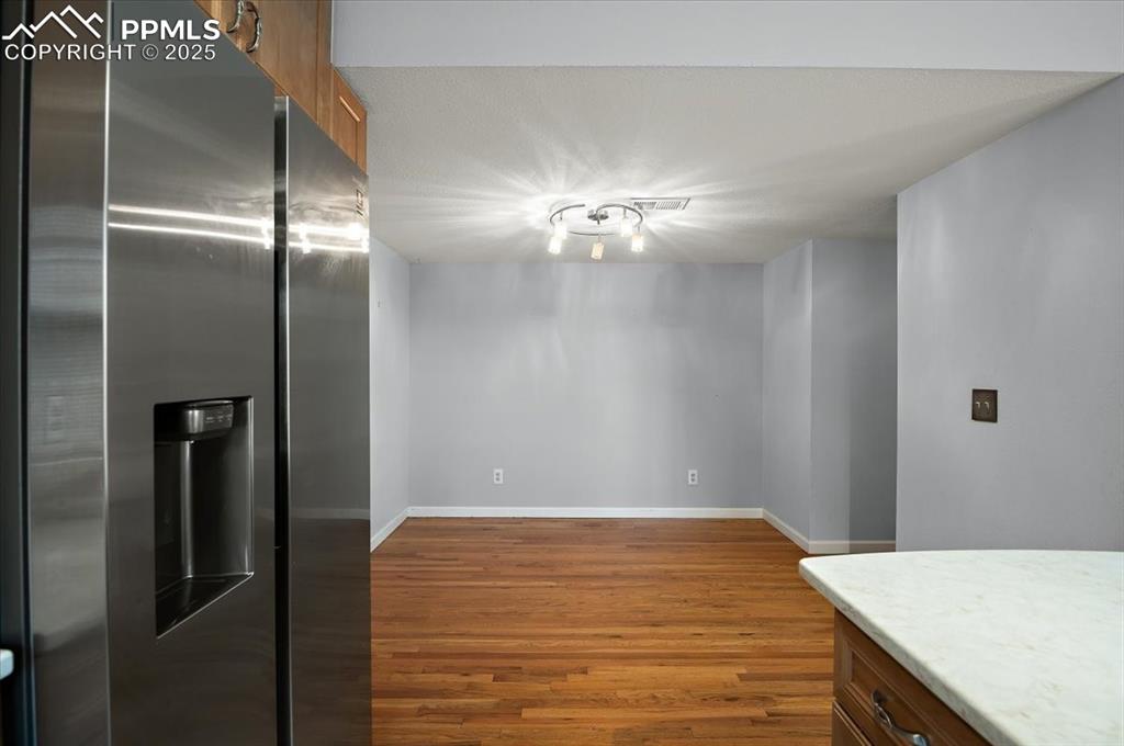Image 8 of 37: Kitchen