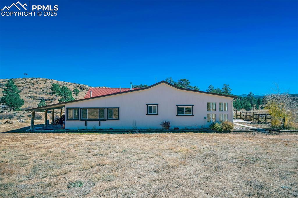 Image 12 of 42: Side of Structure