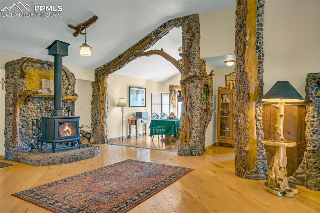 Image 22 of 42: Living Room