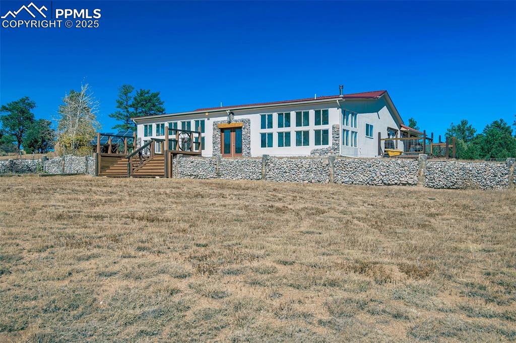 Image 8 of 42: Front of Structure