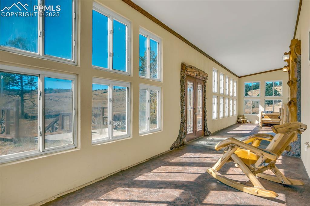 Image 8 of 43: Sunroom