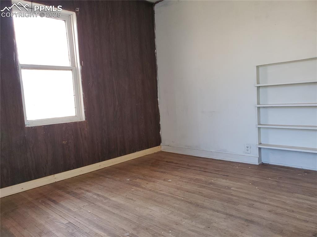 Image 18 of 28: Bedroom #2
