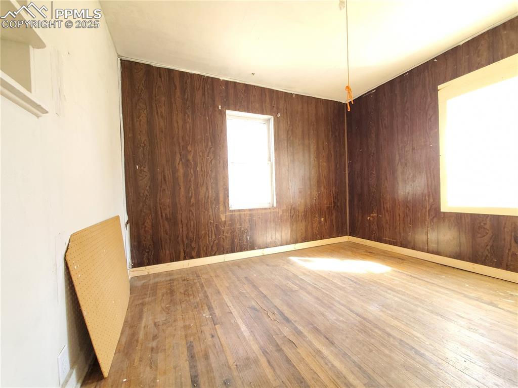 Image 8 of 28: Bedroom #1