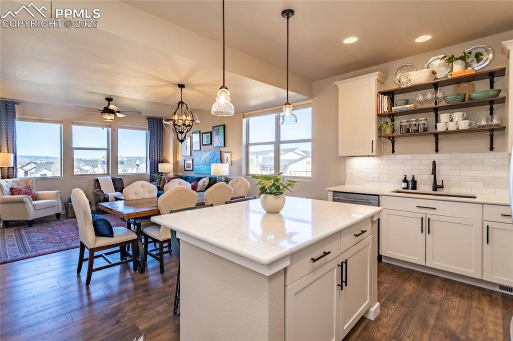 Image 10 of 36: Love the Floating Shelves! 