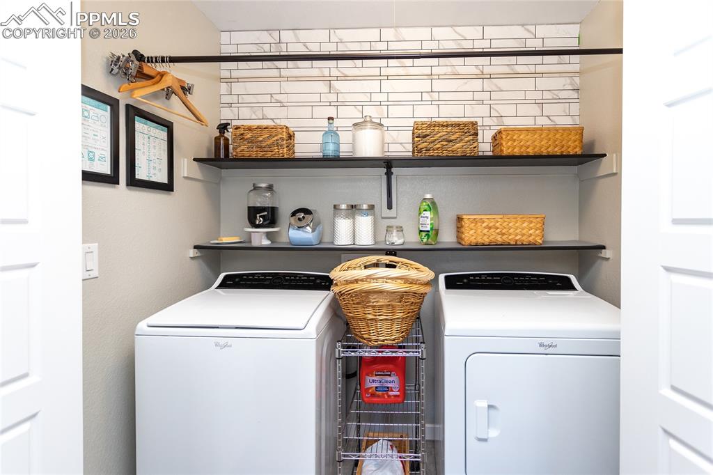 Image 22 of 36: Upper Laundry ! 