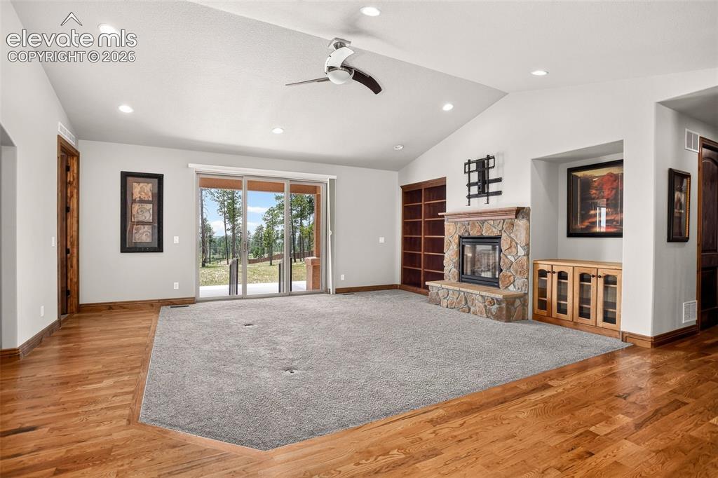 Image 8 of 48: Great Room