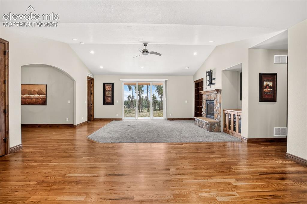 Image 9 of 48: Great Room