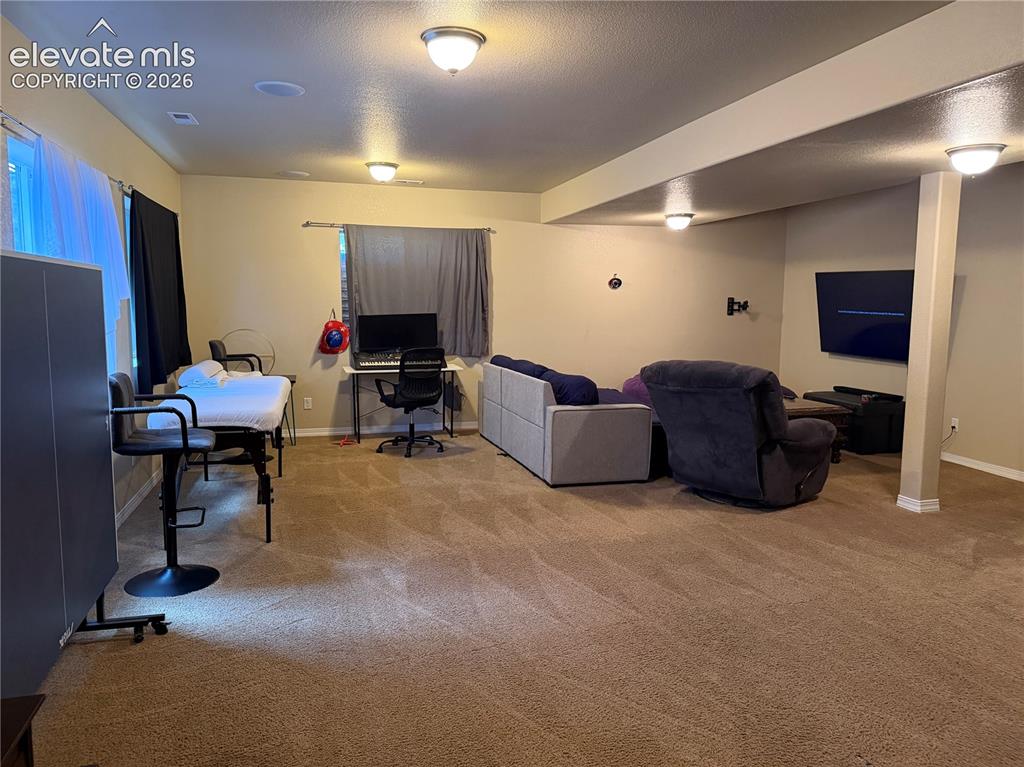 Image 26 of 44: Family Room