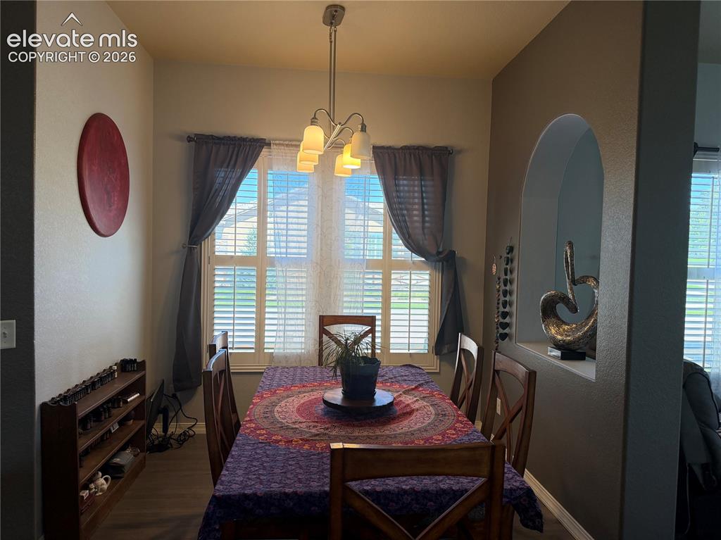 Image 9 of 44: Dining Area