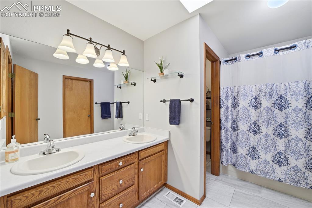 Image 27 of 50: Master Bathroom