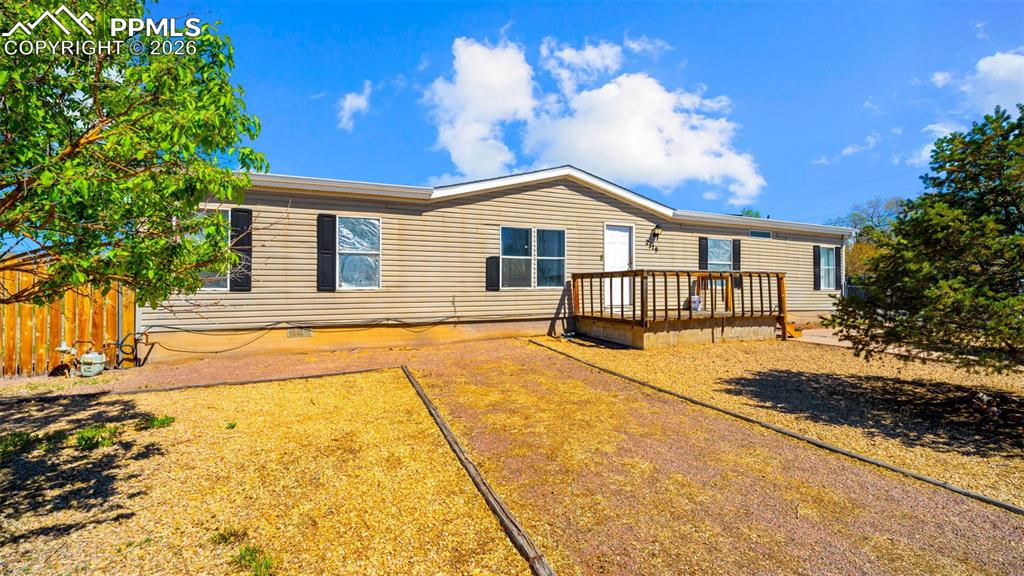 Image 2 of 35: Front of Structure