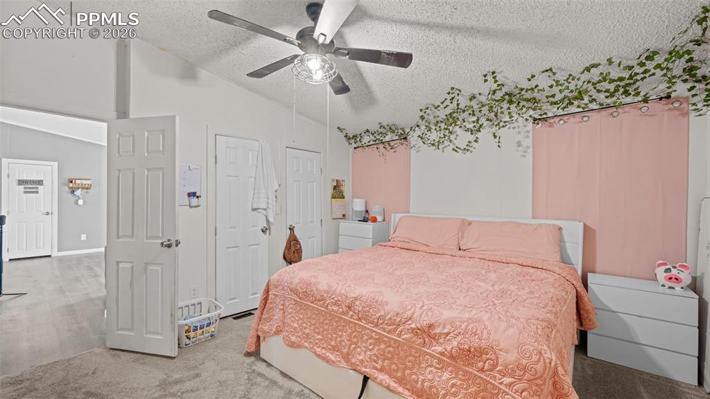 Image 22 of 35: Master Bedroom