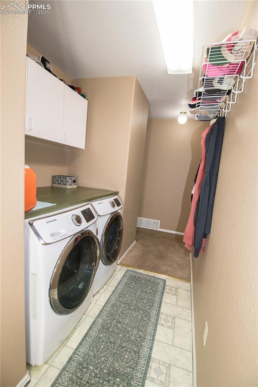 Image 23 of 44: Laundry