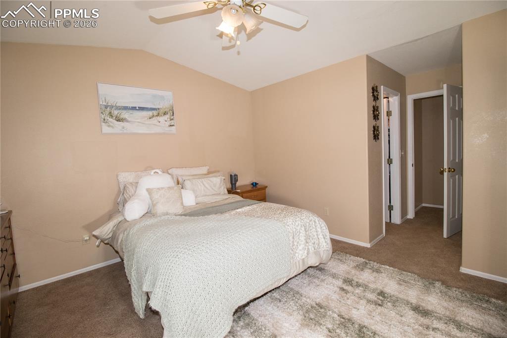 Image 28 of 44: Bedroom