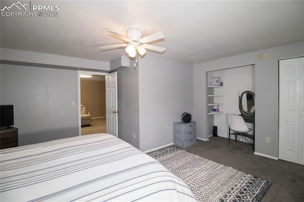 Image 36 of 44: Bedroom