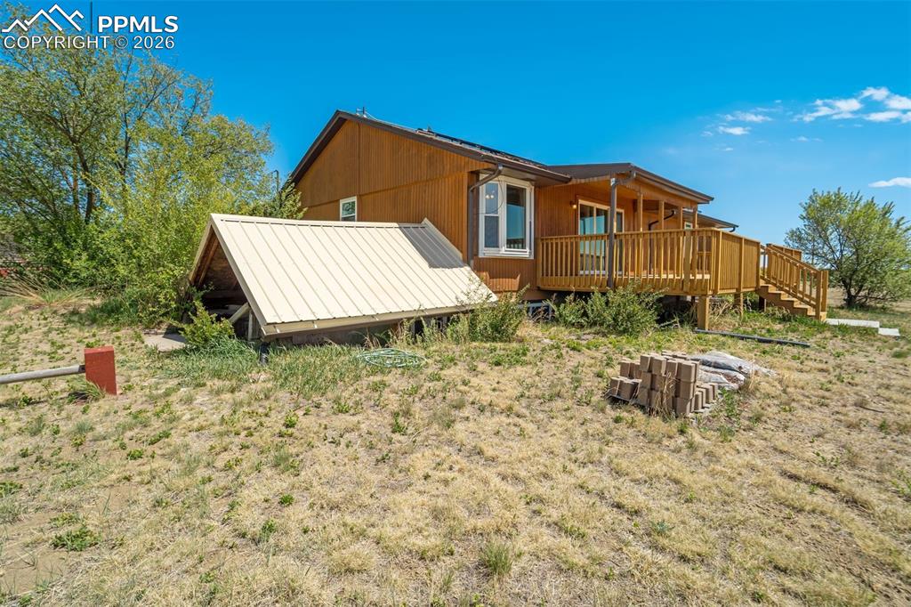 Image 45 of 50: Back of Structure