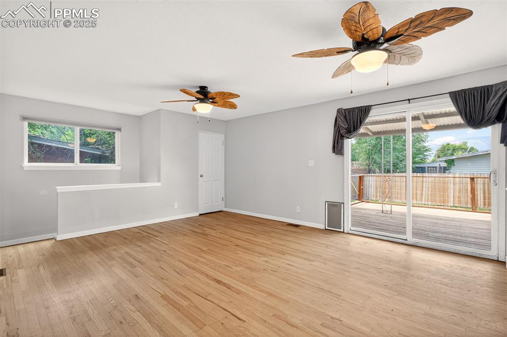 Image 12 of 46: Great Room