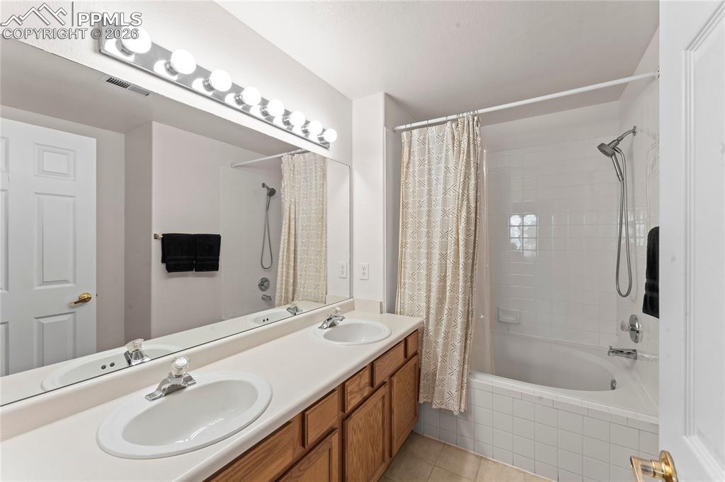 Image 37 of 45: Master Bathroom