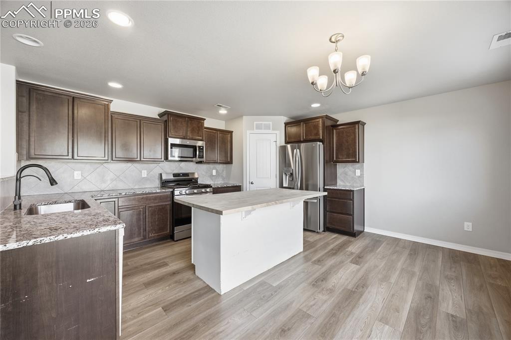 Image 2 of 35: Listing Packet