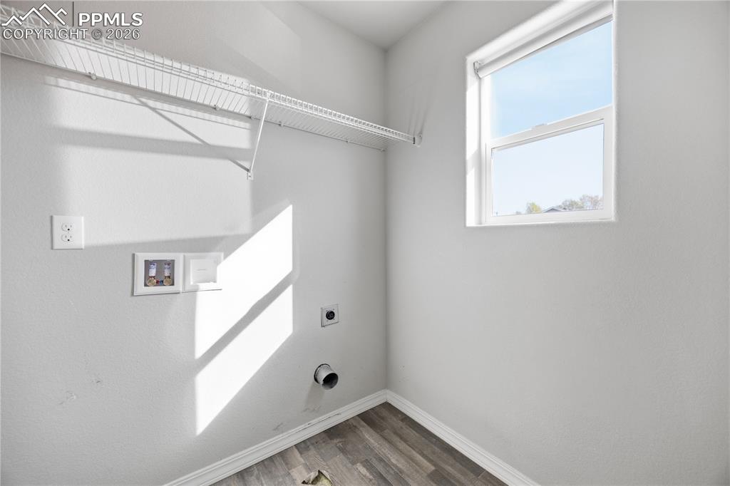 Image 31 of 35: No Description Available