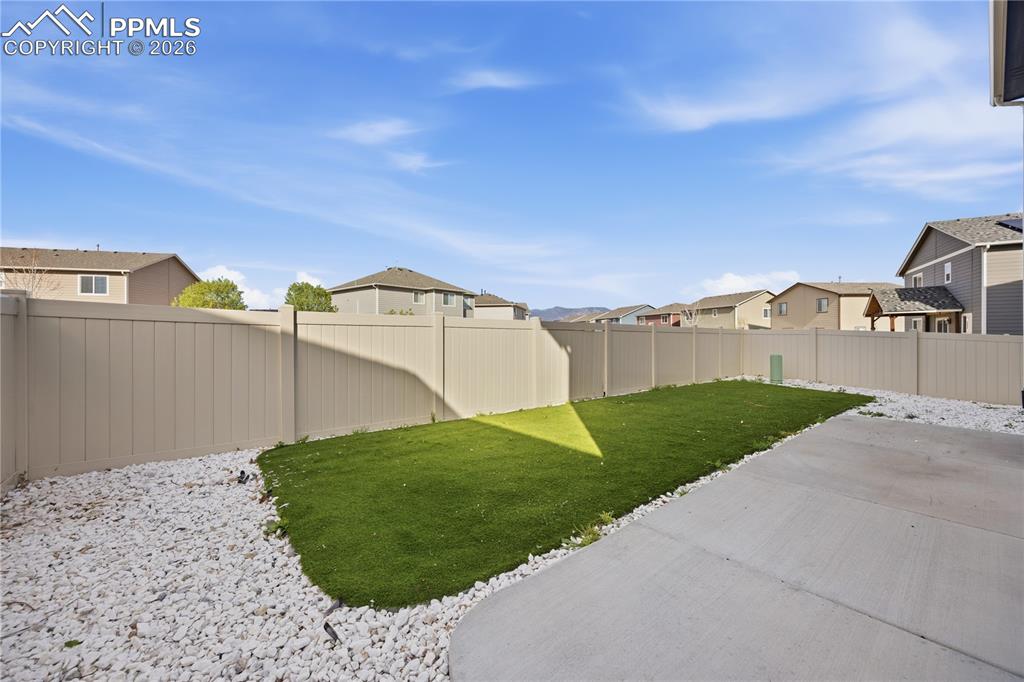 Image 32 of 35: No Description Available