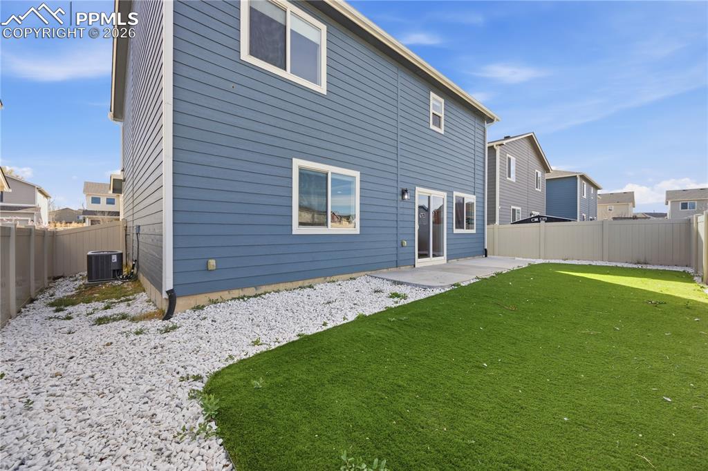 Image 33 of 35: No Description Available