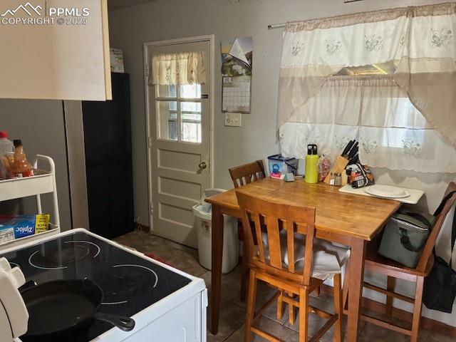 Image 5 of 12: View of dining room