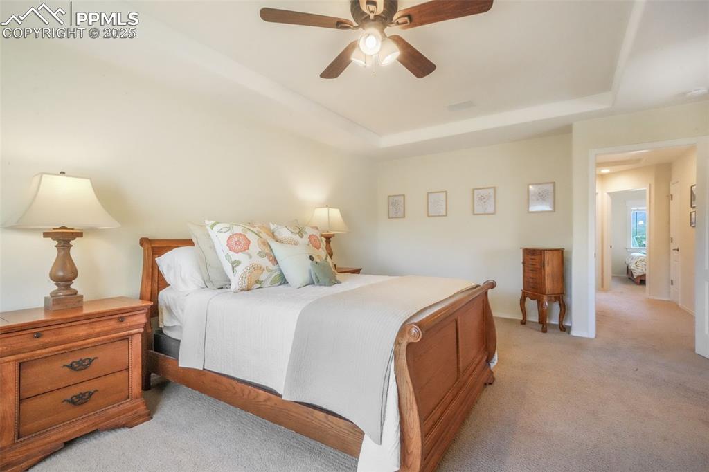 Image 24 of 50: Bedroom