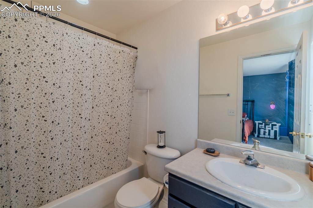 Image 17 of 22: Master Bathroom