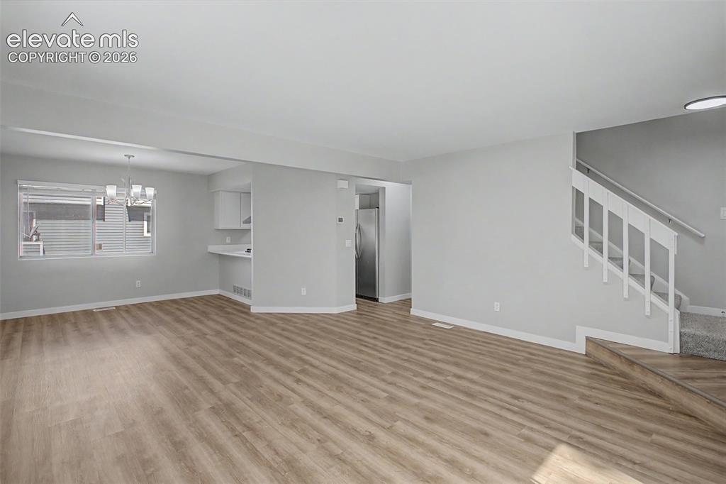 Image 8 of 31: Living Room