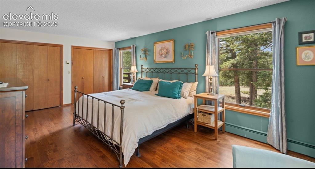 Image 18 of 42: Master Bedroom