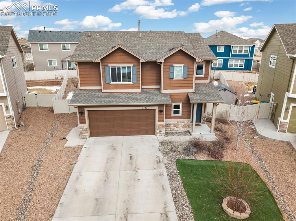 Image 31 of 33: Front of Structure