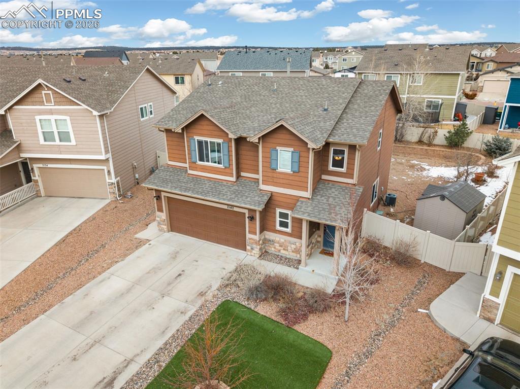 Image 4 of 33: Front of Structure