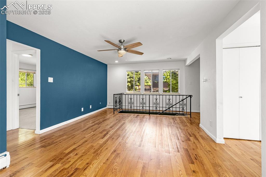 Image 11 of 39: Dining Room