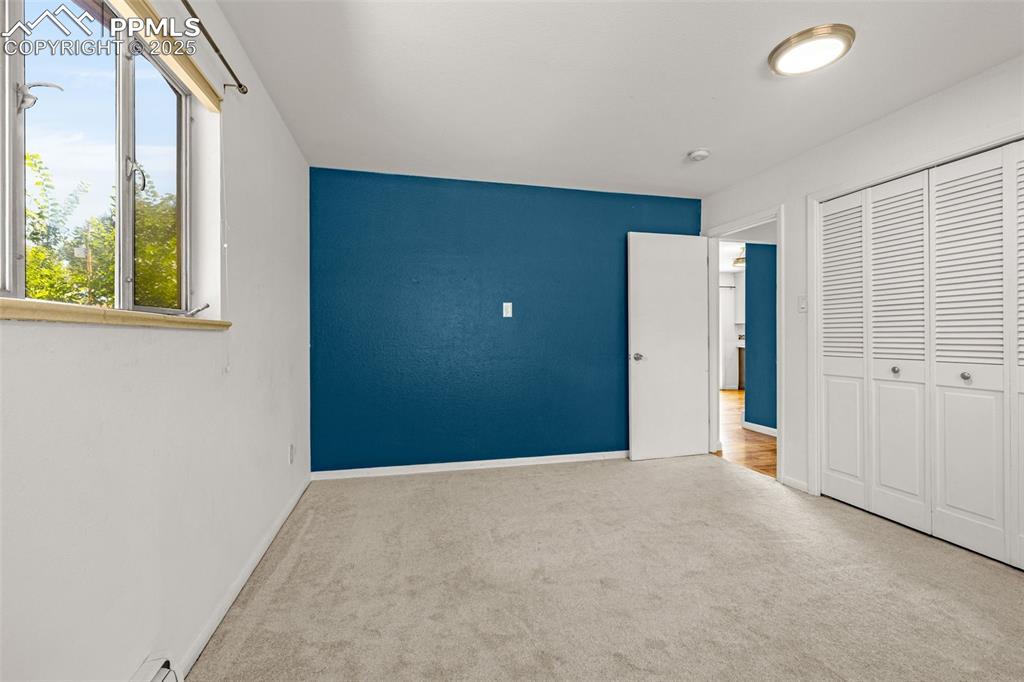 Image 24 of 39: Bedroom