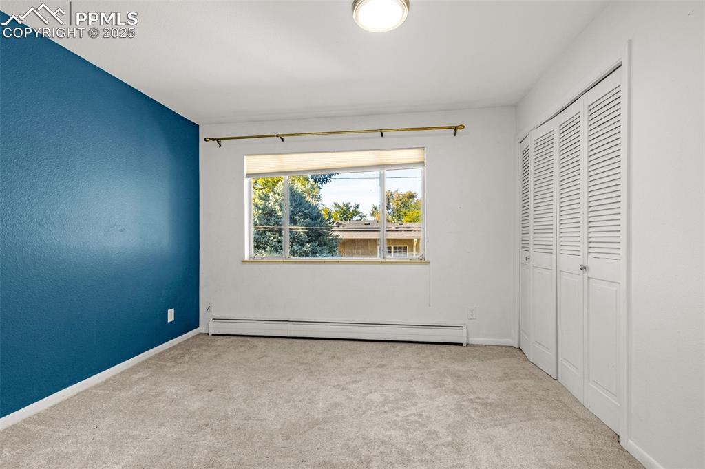 Image 25 of 39: Bedroom