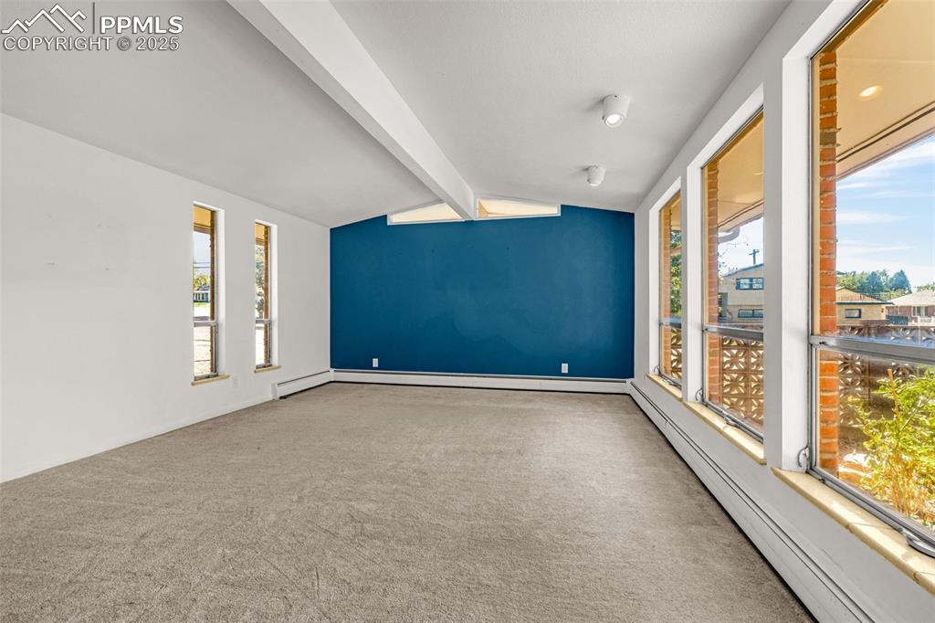 Image 5 of 39: Living Room