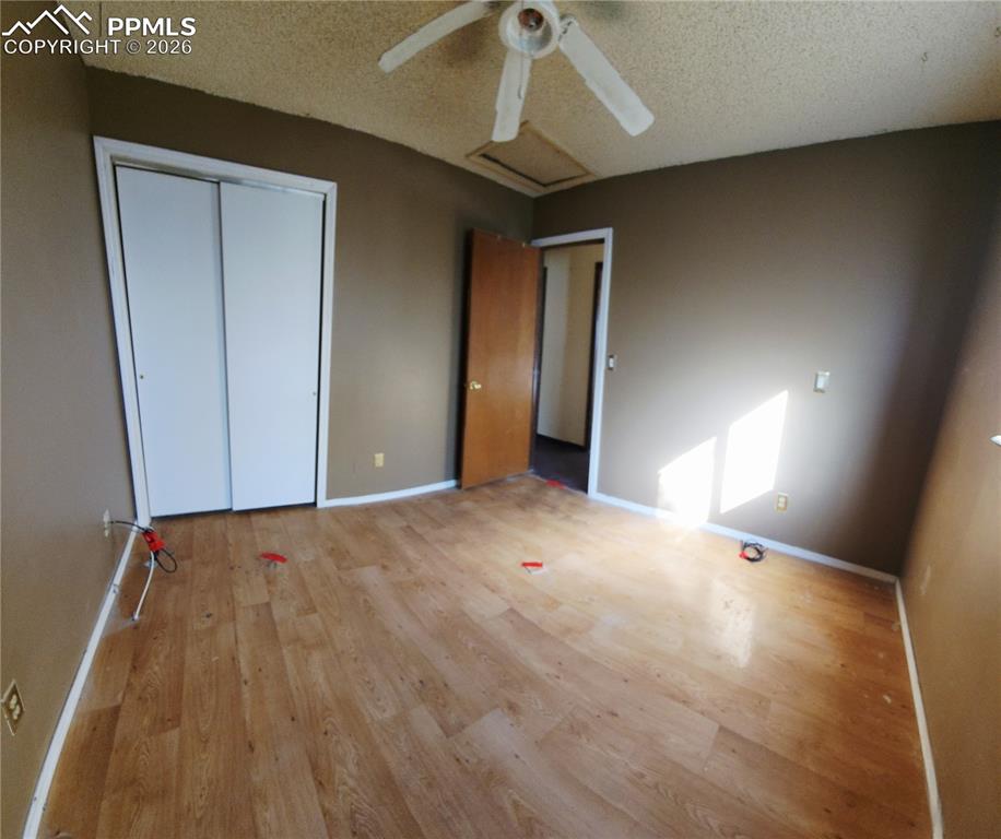 Image 10 of 23: secondary bedroom 2