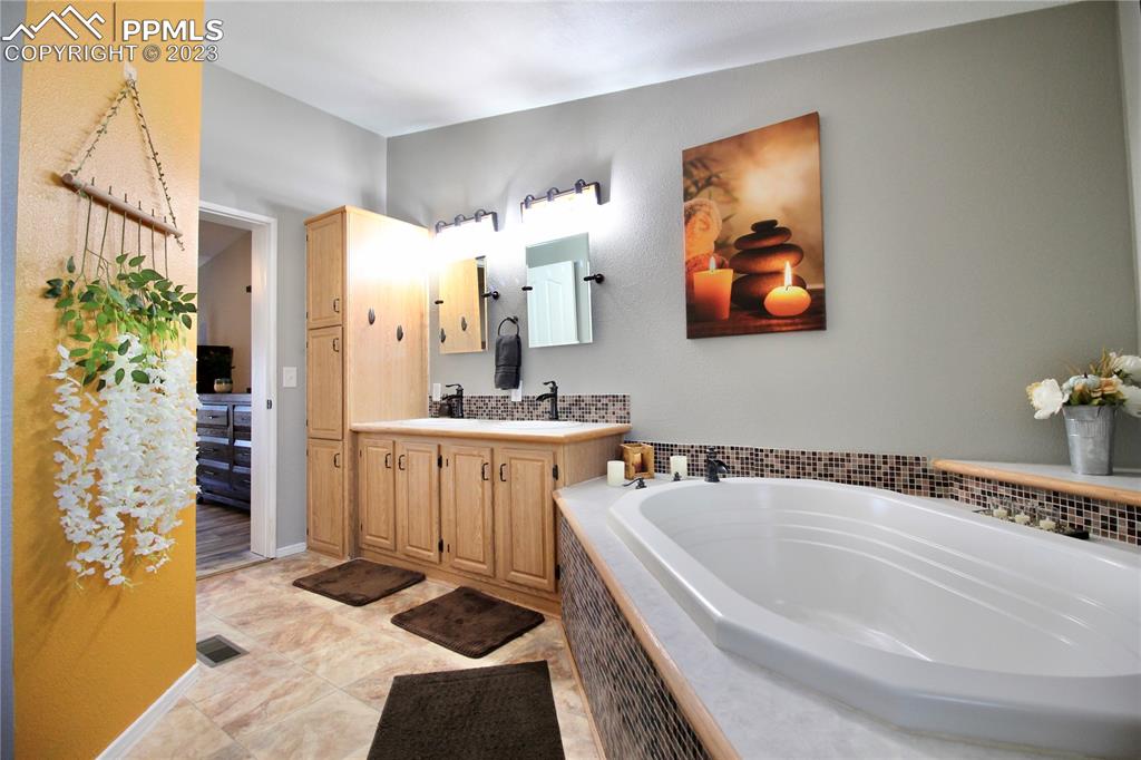 Listing 2875767, Image 19 of 31