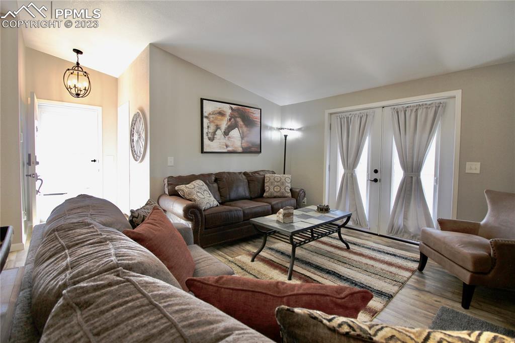 Listing 2875767, Image 5 of 31