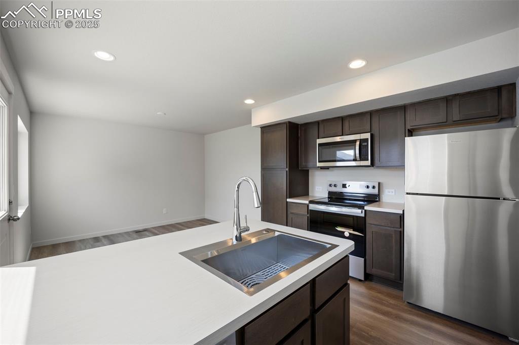 Image 10 of 29: Kitchen