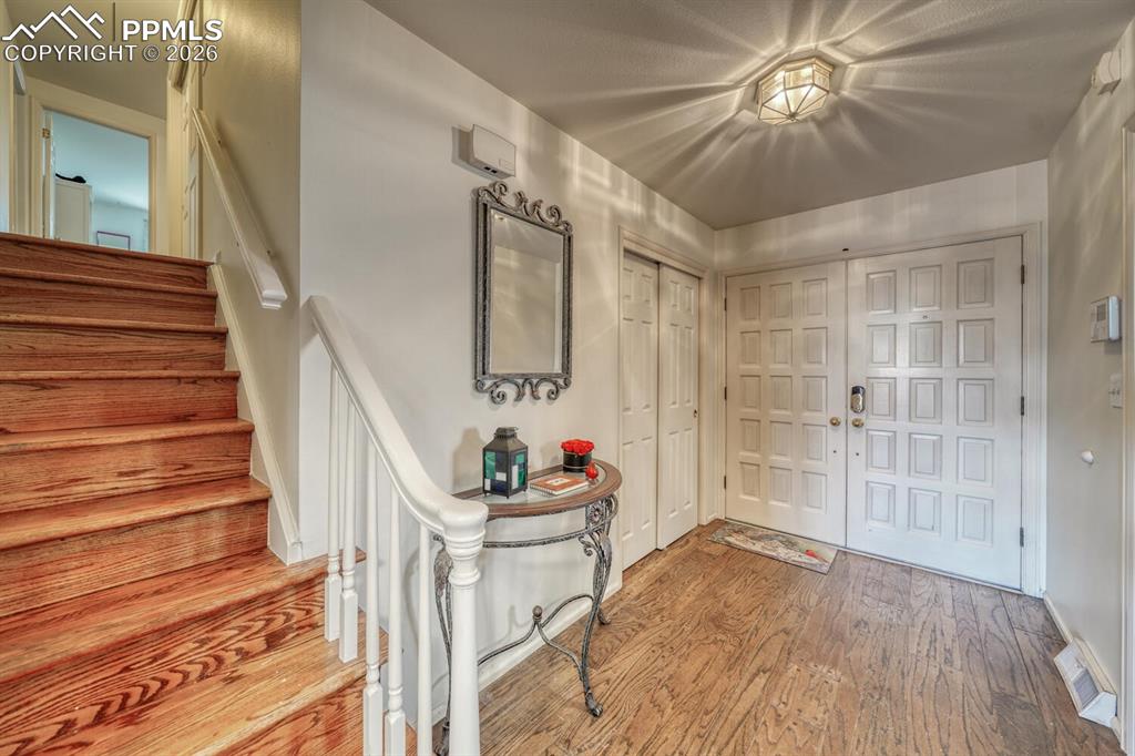 Image 3 of 43: Entry