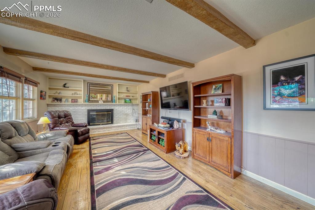 Image 9 of 43: Family Room