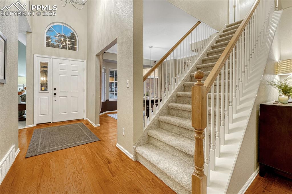 Image 2 of 50: Entry