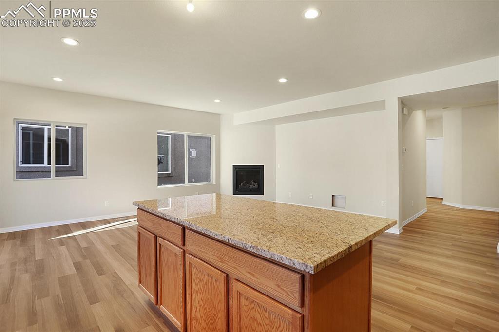 Image 24 of 48: Kitchen