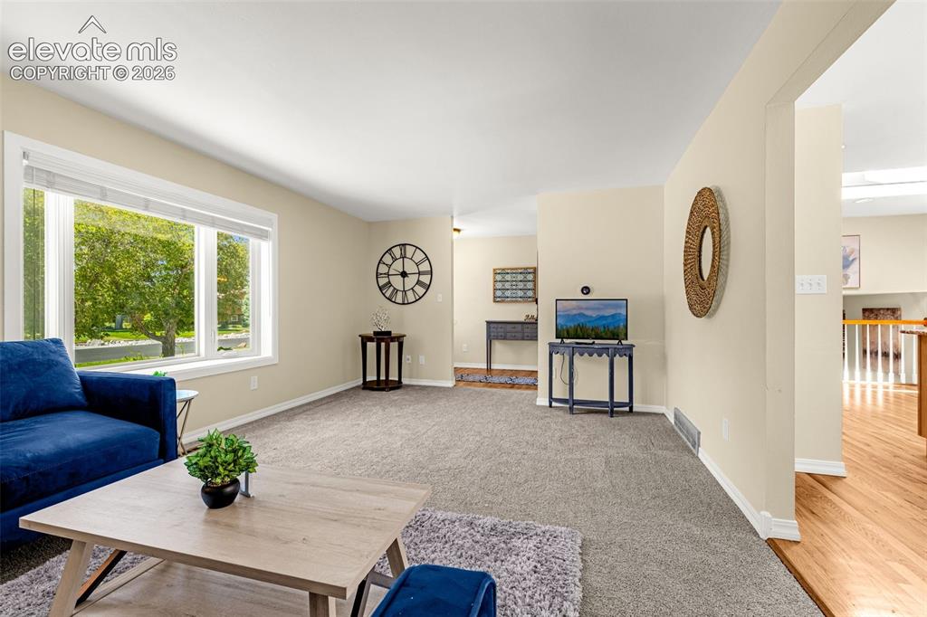 Image 19 of 38: Living Room