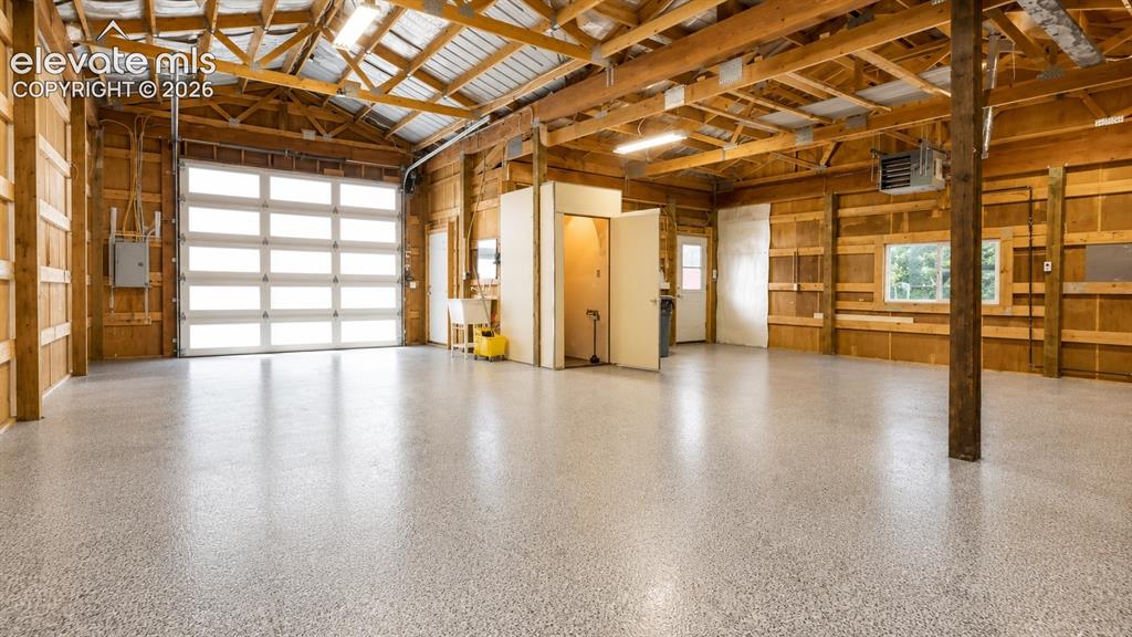 Image 35 of 38: inside detach garage