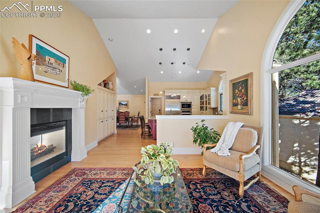 Image 14 of 50: Living Room