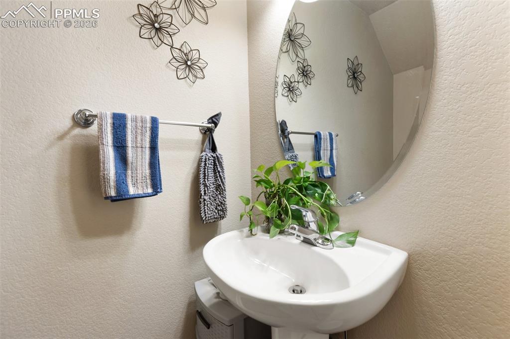 Image 15 of 29: Powder room on main level