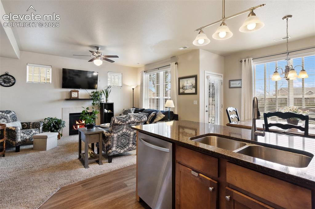 Image 4 of 29: Open concept floorplan